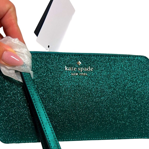 Kate Spade Wristlet - Picture 3 of 10